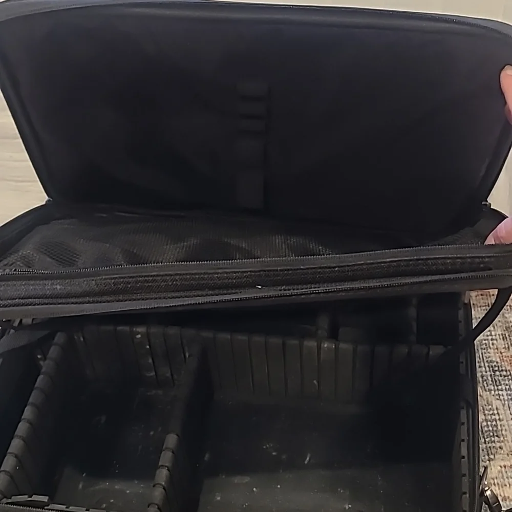 Make up organizer travel bag case with long strap dividers